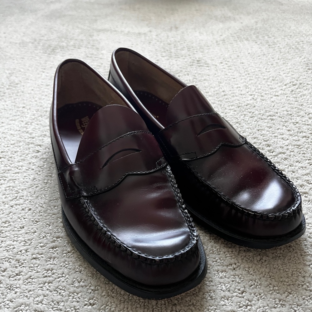 Bass Weejun 10.5 D Burgundy Loafer